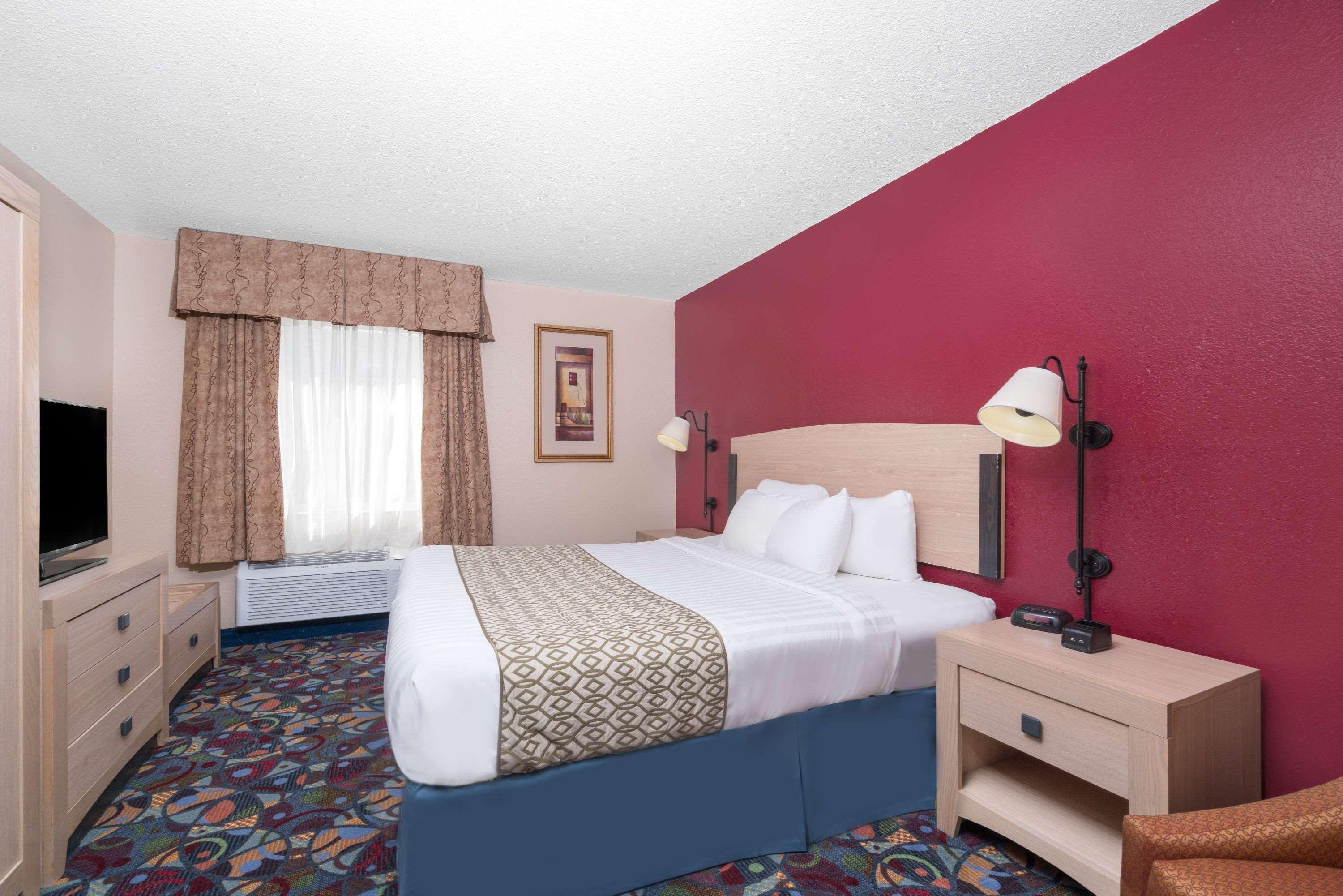 Hotel Baymont By Wyndham Stevens Point Exteriér fotografie